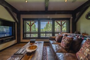 Chateau Fortine Retreat for 6!