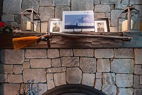 Chateau Fortine Retreat for 6!