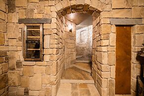 Chateau Fortine Retreat for 6!