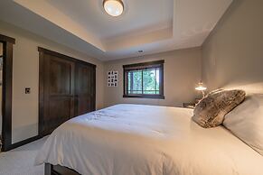 Chateau Fortine Retreat for 6!