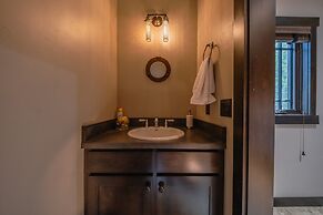 Chateau Fortine Retreat for 6!