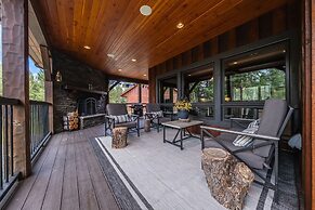 Chateau Fortine Retreat for 6!