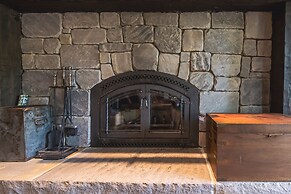 Chateau Fortine Retreat for 6!