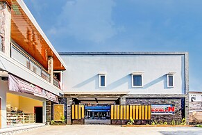 OYO 94124 Ekslusive Double'n