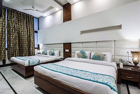 Goroomgo Namaskar Residency Amritsar