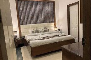 Goroomgo Namaskar Residency Amritsar