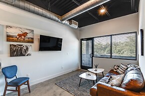 Modern Nashville Condo: 5 Mi to Downtown!