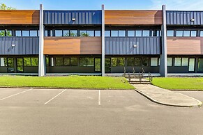 Modern Nashville Condo: 5 Mi to Downtown!