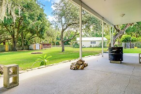 Welcoming Bartow Home Near Family Attractions!