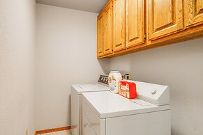 Hot Tub & Game Room: Spacious Big Bear Lake Cabin