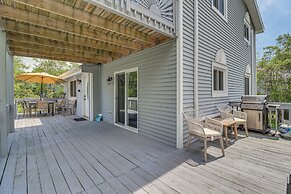 Walk to Towamensing Trails Beach: Home w/ Hot Tub!