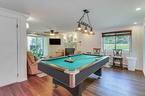 Walk to Towamensing Trails Beach: Home w/ Hot Tub!