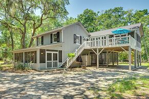 Pet-friendly Edisto Island Home: Near State Park!