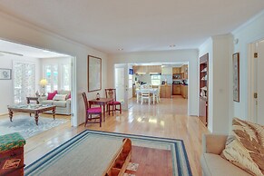 Near Edisto Beach State Park: Home w/ Lanais!