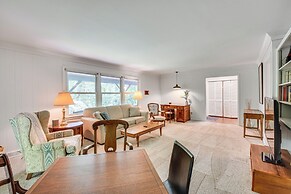 Spacious Home w/ Porch, 4 Mi to Downtown Clemson!