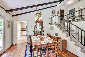 Spacious Home w/ Porch, 4 Mi to Downtown Clemson!