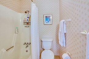 Spacious Home w/ Porch, 4 Mi to Downtown Clemson!