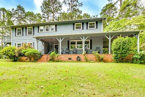 Spacious Home w/ Porch, 4 Mi to Downtown Clemson!
