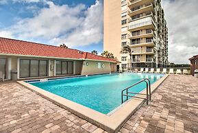 Oceanfront Fort Pierce Condo: Pool & Beach Access!