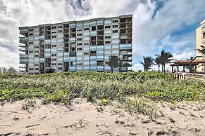 Oceanfront Fort Pierce Condo: Pool & Beach Access!