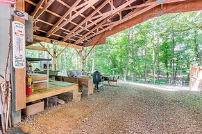 7 Mi to Carters Lake: Cabin w/ Pond & Pedal Boat!