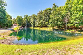 7 Mi to Carters Lake: Cabin w/ Pond & Pedal Boat!