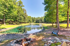 7 Mi to Carters Lake: Cabin w/ Pond & Pedal Boat!