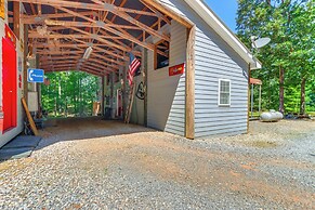 7 Mi to Carters Lake: Cabin w/ Pond & Pedal Boat!