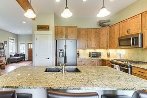 Central Fraser Vacation Rental w/ Private Hot Tub!