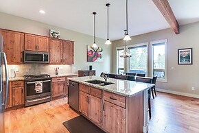 Central Fraser Vacation Rental w/ Private Hot Tub!