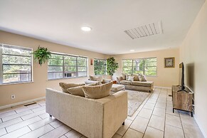 Sunny Warner Robins Home ~ 1 Mi to Robins Afb!