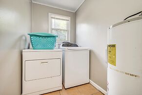 Sunny Warner Robins Home ~ 1 Mi to Robins Afb!