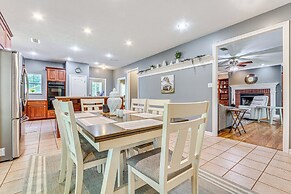 Pet-friendly Vilonia Home w/ Fenced Yard & Grill!