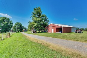 Pet-friendly Vilonia Home w/ Fenced Yard & Grill!