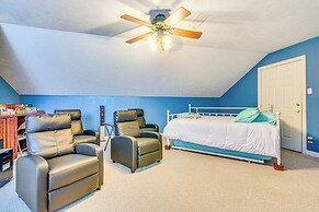 Pet-friendly Vilonia Home w/ Fenced Yard & Grill!