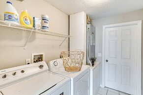 Patio, Yard & Grill: Deltona Vacation Rental!