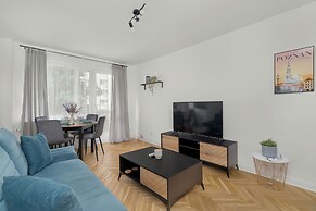 Poznan Apartment By the Park by Renters