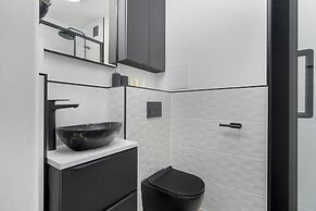 Poznan Apartment By the Park by Renters