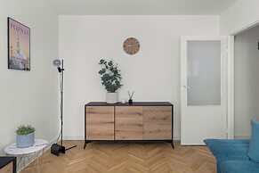 Poznan Apartment By the Park by Renters