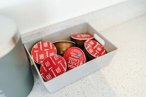 Hilltop Serviced Apartments - Salford