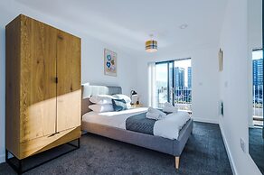 Hilltop Serviced Apartments - Salford