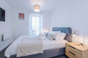 Hilltop Serviced Apartments - Salford