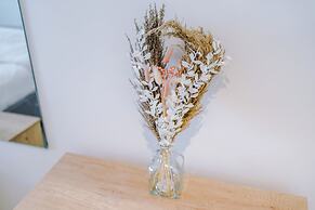 Hilltop Serviced Apartments - Salford