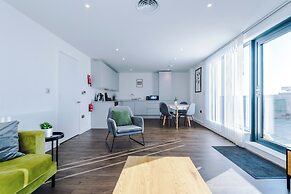 Hilltop Serviced Apartments - Salford