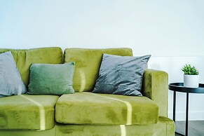 Hilltop Serviced Apartments - Salford