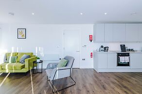 Hilltop Serviced Apartments - Salford