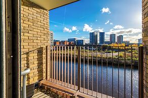Hilltop Serviced Apartments - Salford