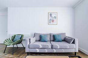 Hilltop Serviced Apartments - Salford