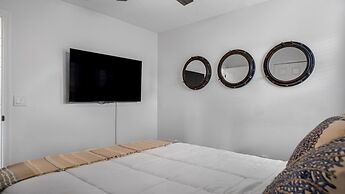 Lovely 7 Bed Pool Home With Game Room-8510phd 7 Bedroom Home by RedAwn