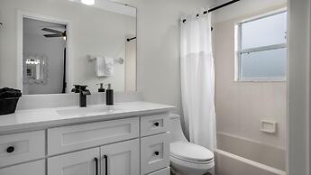 Lovely 7 Bed Pool Home With Game Room-8510phd 7 Bedroom Home by RedAwn